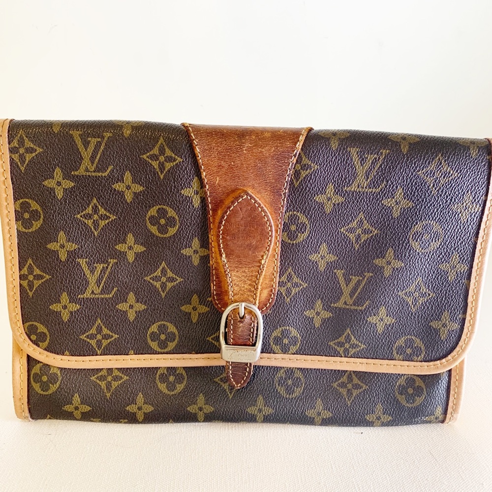 Vintage envelope Louis Vuitton Clutch bag